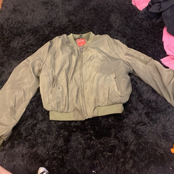 XL puffer jacket from April girl - Picture 1 of 3